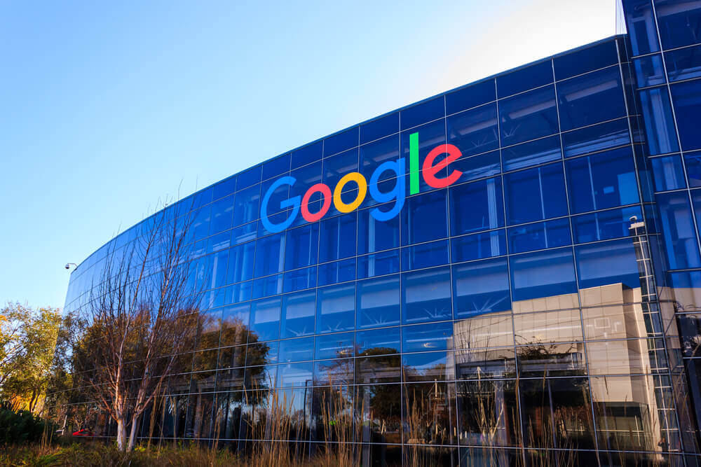 Google: Google Headquarters.