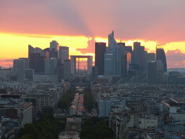 Bourse Paris chute libre mardi