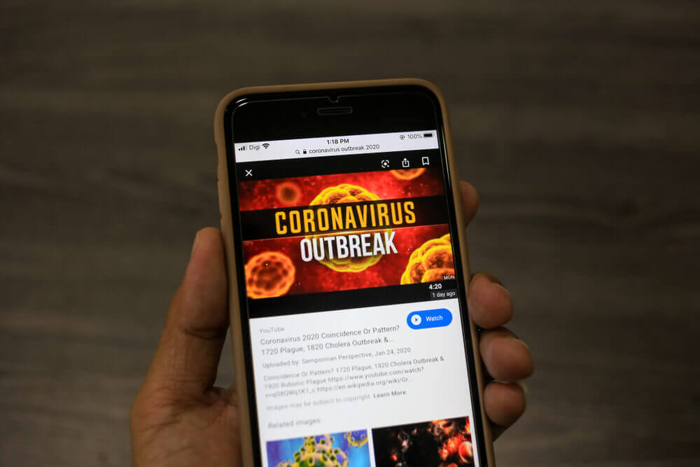 A Smartphone showing a Wuhan Coronavirus headline.