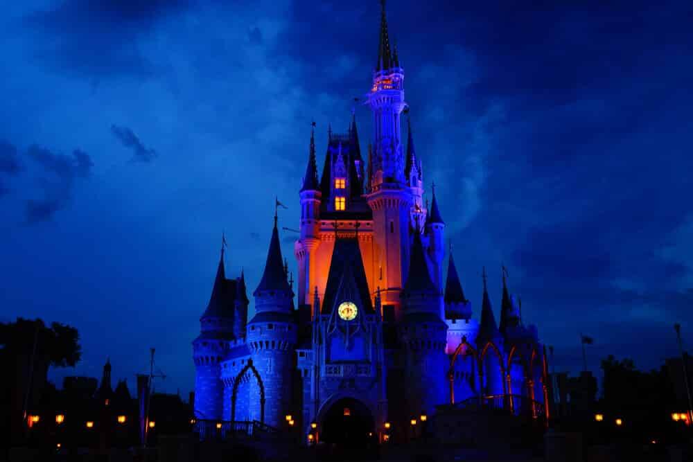The beautiful Disney castle before the firework.