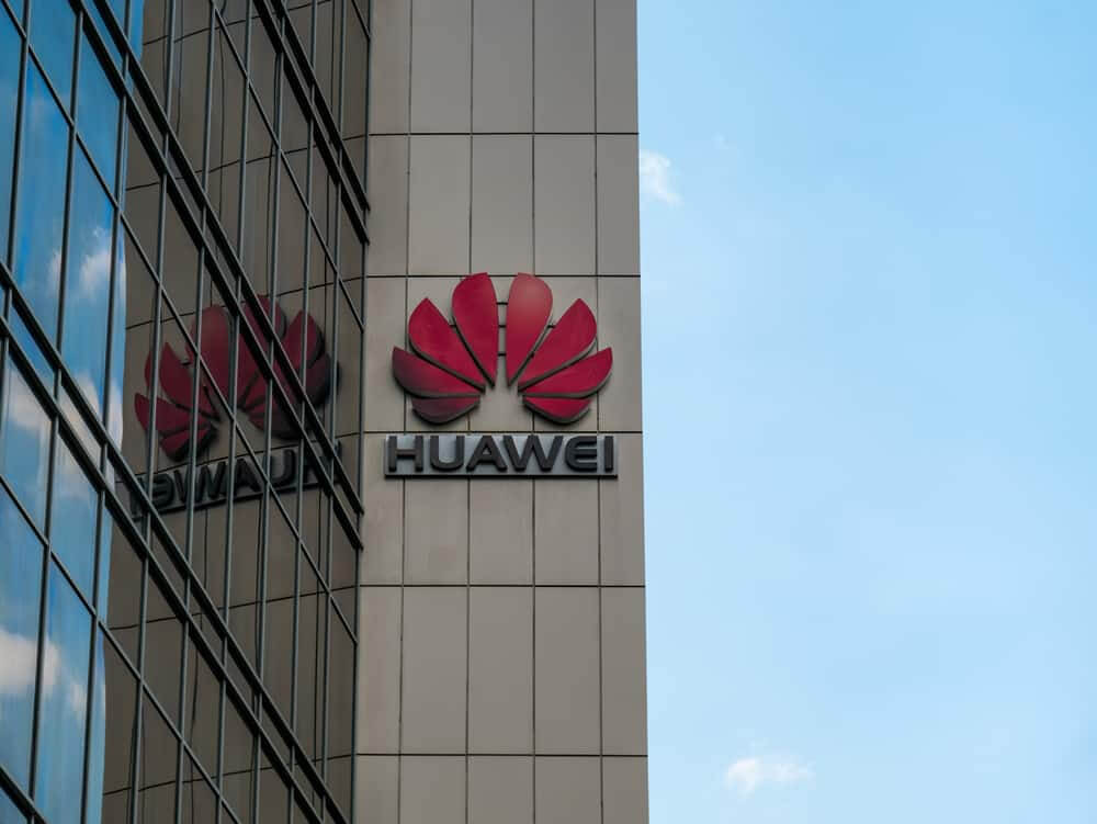 Huawei is in a Tight Spot but Thriving