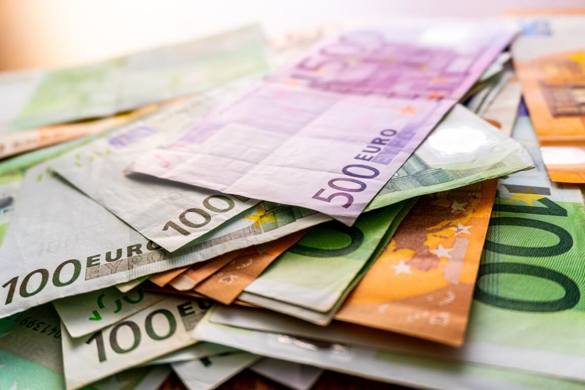 Euro rallies along with Yen. What about USD? – Market Wrap