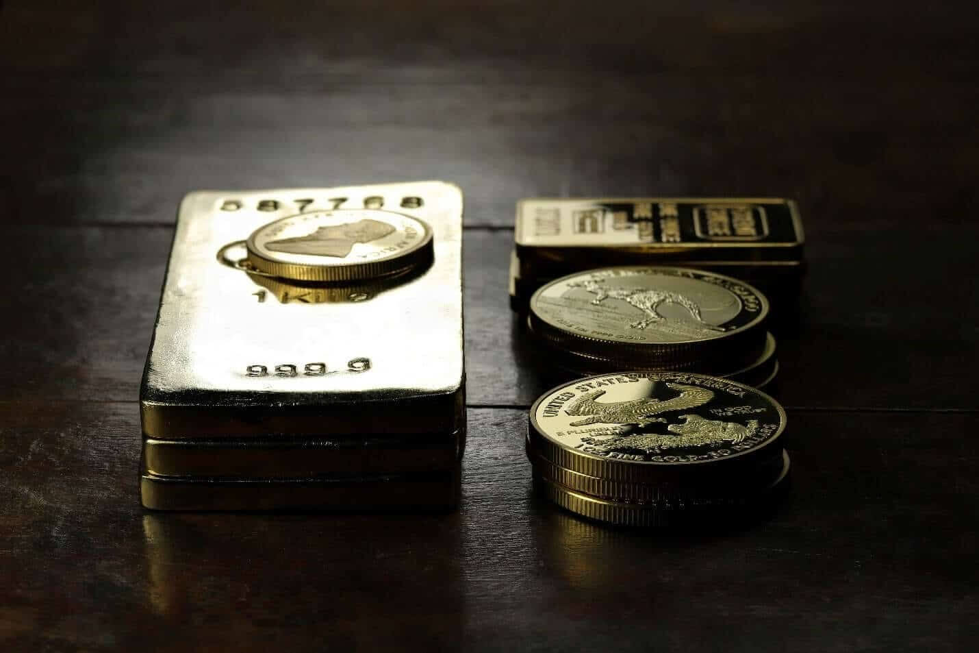 Ouro cai para 46.093 INR e preços do cobre se recuperam