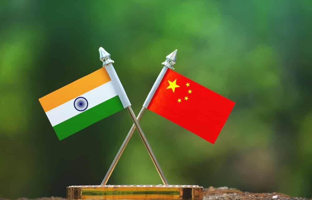 Bandeira da China e da India