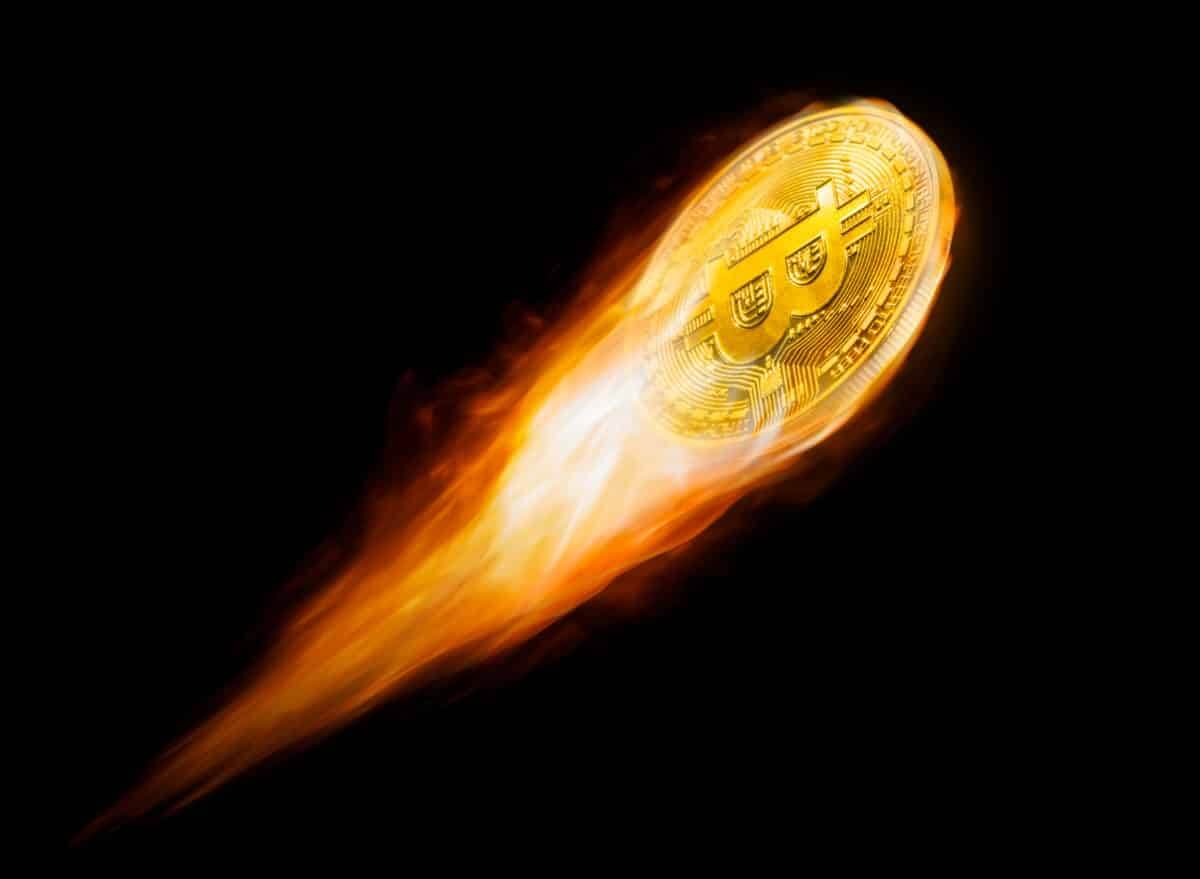 bitcoin and cryptos soars