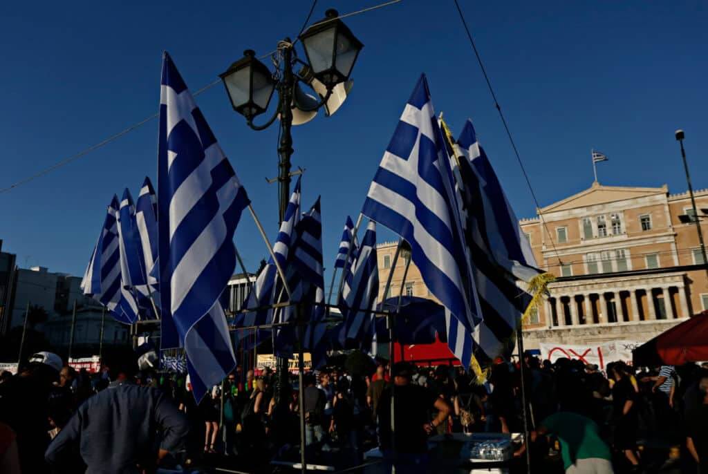 Greek Workers Strike as Price Rises and Low Wages