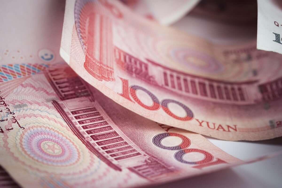 The Chinese yuan fell on Monday. What about the dollar? 