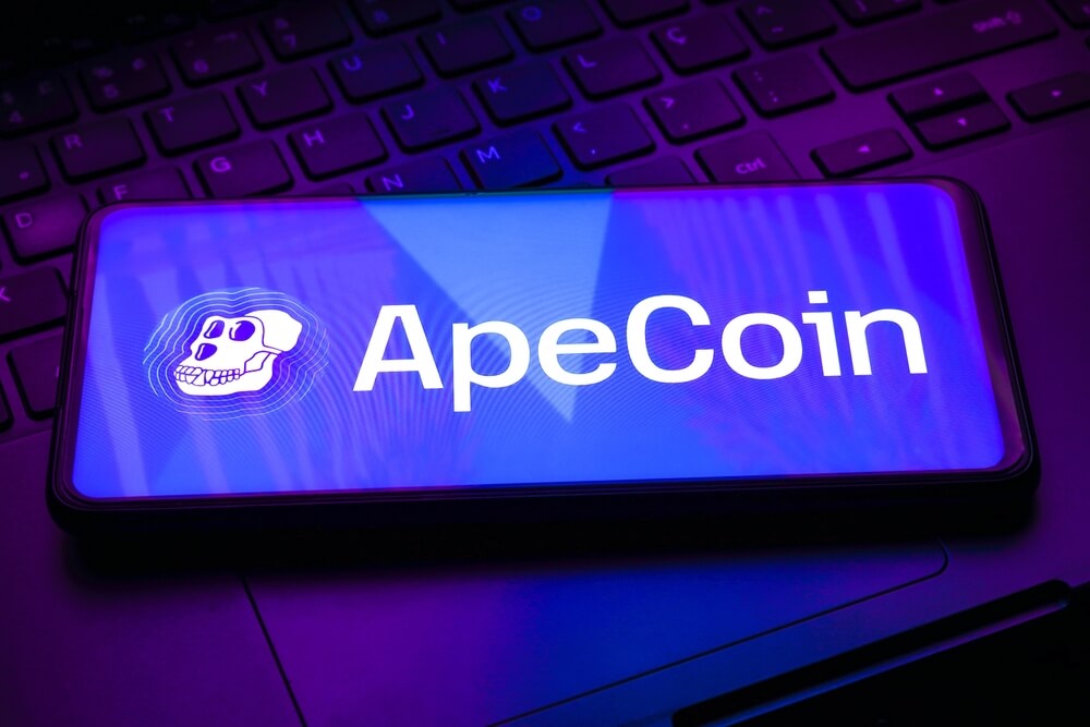 ApeCoin and Akita Inu: ApeCoin under pressure at 2,000